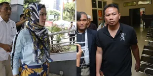 Ini Sejumlah Ancaman Dari Vicky Prasetyo Menurut Kuasa Hukum Angel Lelga
