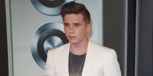 Ini Tips Selfie Menarik Dari Si Ganteng Brooklyn Beckham