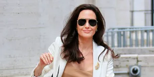 Ini Yang Dilakukan Angelina Jolie Untuk Mengusir Kegalauannya