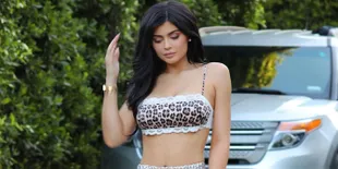 Inikah Alasan Kylie Jenner Menghilang Dari Hadapan Publik & Media?