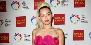 Inikah Alasan Miley Cyrus Tak Hadir di Met Gala 2016?