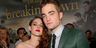 Inikah Kekasih Baru Robert Pattinson?