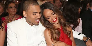Inilah Alasan Chris Brown Kembali Pada Rihanna