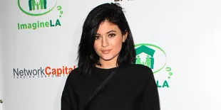 Inilah Fakta Sebenarnya di Balik Kisah Cinta Kylie Jenner
