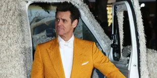 Inilah Foto Ciuman Terakhir Jim Carrey &#38; Pacarnya Yang Bunuh Diri
