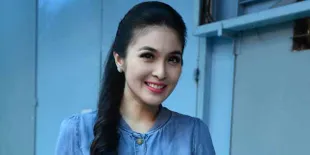 Inilah Gaun dan Mahkota Pernikahan Sandra Dewi, Mewah Elegan