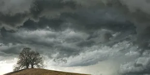 Penjelasan Tentang Datangnya Dukhan, Disebut Akan Datang Pada 15 Ramadhan