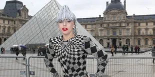 Inilah Rahasia Ajaib di Balik 'Wajah Aneh' Lady Gaga