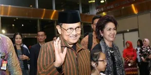 Inilah Upaya Medis yang Diterima BJ Habibie Sebelum Meninggal Karena Gagal Jantung