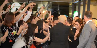 Inilah Usaha Wita Dapatkan Tanda Tangan Victoria Beckham