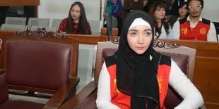 Inisial RF Masuk Dalam Artis Prostitusi, Roro Fitria Marah Bantah Bukan Dirinya