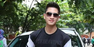 Intip Mewahnya Mobil Kesayangan Verrell Bramasta, Bikin Ngiler