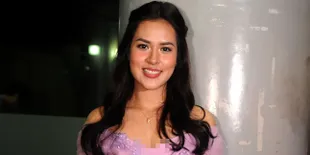 Intip Saat Raisa Gagal Move On &#38; 'TERJEBAK NOSTALGIA' di New York