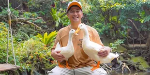 Irfan Hakim Realisasikan Impian Lama Bangun Aquarium Gantung Raksasa