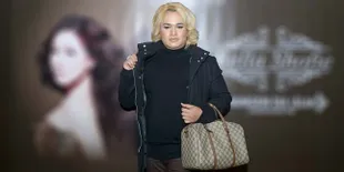 Isu Prostitusi Online Merebak, Tata Liem Nasihati Para Artisnya