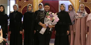 Ivan Gunawan Siapkan Koleksi Premium Busana Muslim Untuk Lebaran