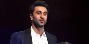 Jadi 'Britney Spears', Keponakan Imut Ranbir Kapoor Bikin Ngakak!