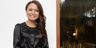 Jadi Host Program 'A Night To Remember' Trans TV, Rossa Excited
