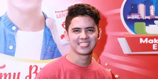 Jadi Idola Wanita, Bagaimana Sih Tipe Pacar Aliando Syarief?