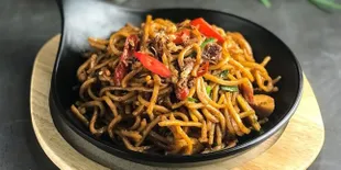 Jadi Makanan Khas Imlek, Ini Filosofi Mi yang Jadi Simbol Panjang Umur Hingga Kebahagiaan