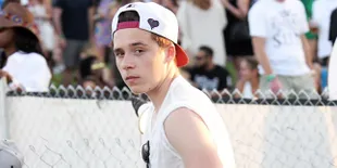 Jadi Model, Brooklyn Beckham Sukses Saingi Pesona Ayahnya