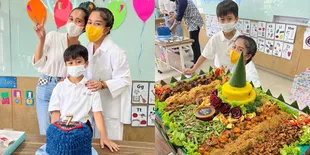 Jadi Nenek Usia 30-an Tahun, Ini 7 Potret Cucu Kesayangan Farida Nurhan - Perayaan Ultahnya Curi Perhatian Ada Tumpeng dengan Lauk Super