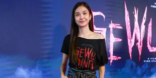 Jadi Pemeran Utama di Film Horor 'SEWU DINO', Mikha Tambayong Berminggu-Minggu Belajar Bahasa Jawa Timuran