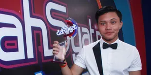 Jadi Pendatang Baru Terdahsyat, Rizky Febian Menangis