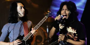 Jadi Raja Musik di Negeri Sendiri, Pasti Bisa!