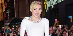 Jadwal Tur 'Gila' Miley Cyrus Dimulai Pada Hari Valentine!