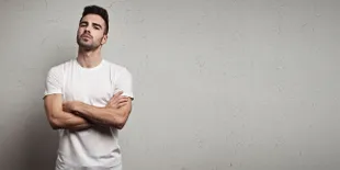 Jaga Kelembapan Kulit Kepala dengan Tips Ini