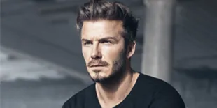 Jalan-Jalan, David Beckham Pamer Tato Baru & Otot Super Kekar