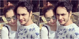 Jalan-Jalan ke Danau Toba, Ravi Bhatia Mesra Bareng Istri