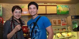 Jangan Tanya Soal Gugatan Cerai, Nanti Dewi Rezer Mewek