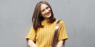 Jelang Menikah, Melody Nurramdhani ex JKT48 Gelar Bridal Shower Bareng Sahabat
