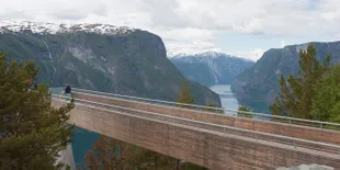 Jembatan Ini Akan Membawamu ke Langit!