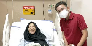 Jenguk Dorce Gamalama di Rumah Sakit, Ruben Onsu Berikan Semangat Agar Cepat Sembuh