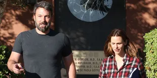Jennifer Garner dan Ben Affleck Hang Out Bareng Anak-Anaknya