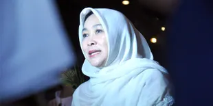 Jenny Rachman Tak Setuju Ada Atribut Partai di Posko Banjir