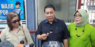Jessica Wongso Ulang Tahun, Tim Kuasa Hukum Kunjungi Lapas Dan Bawa Kue Dan Kado