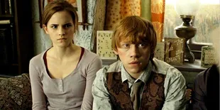 JK Rowling: Pernikahan Ron-Hermione Bakal Langgeng Asal...