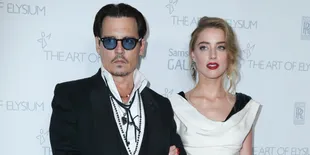 Johnny Depp - Amber Heard Siap Menikah Kembali di Pantai
