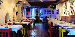 Jomblo? Kunjungi Kafe Ini, Yuk!