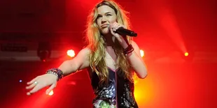 Joss Stone Telanjang Kaki di Java Jazz Festival 2013