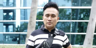 Jujur! Denny Darko Akui Tak Punya Kemampuan Menerawang - Settingan Dengan Niat Baik