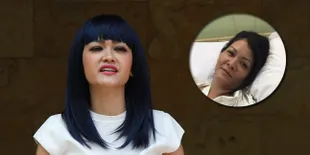 Julia Perez Beri Semangat Untuk Melanie Subono Yang Patah Tulang