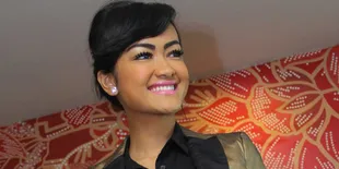 Julia Perez: Negara Kita Maju Karena Pemuda