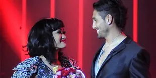 Julia Perez Pamer Cincin Berlian Besar, Pemberian Gaston?