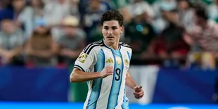 Julian Alvarez Satu-satunya Pemain Argentina Tanpa Tato, Alasannya Bikin Respect!