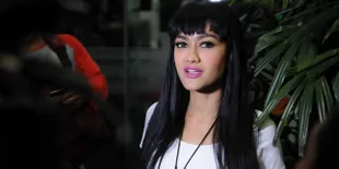 Jupe Bertengkar Dengan Ibunda Gara-Gara Ustaz Ganteng